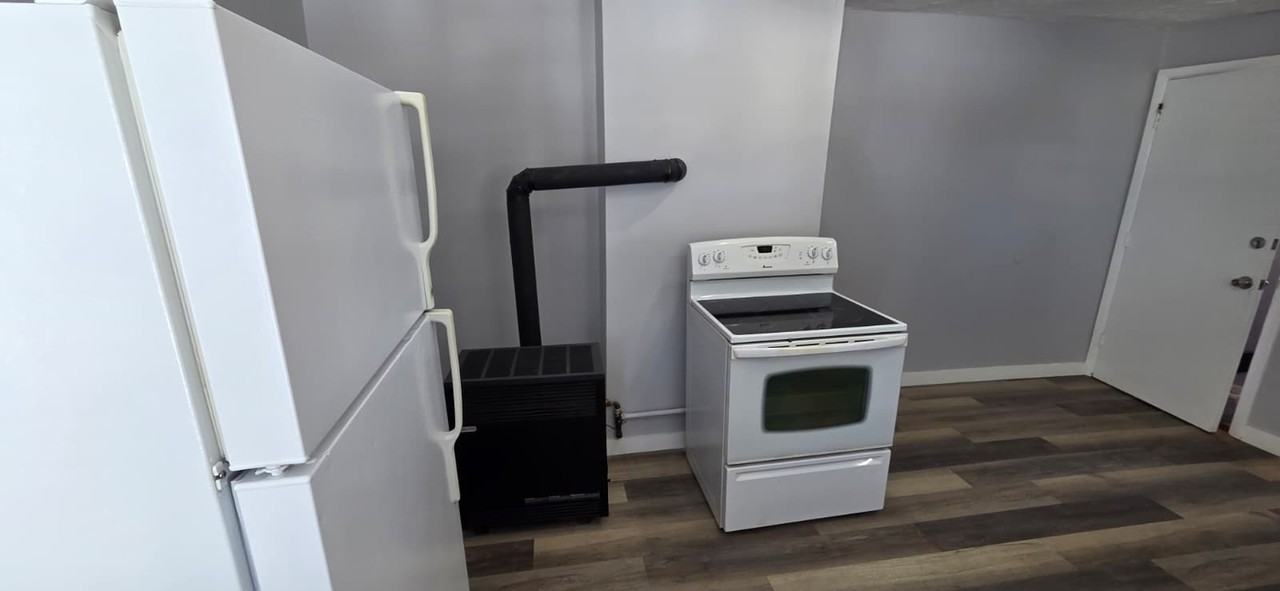 29 Pleasant Pl - Photo 3 of 11