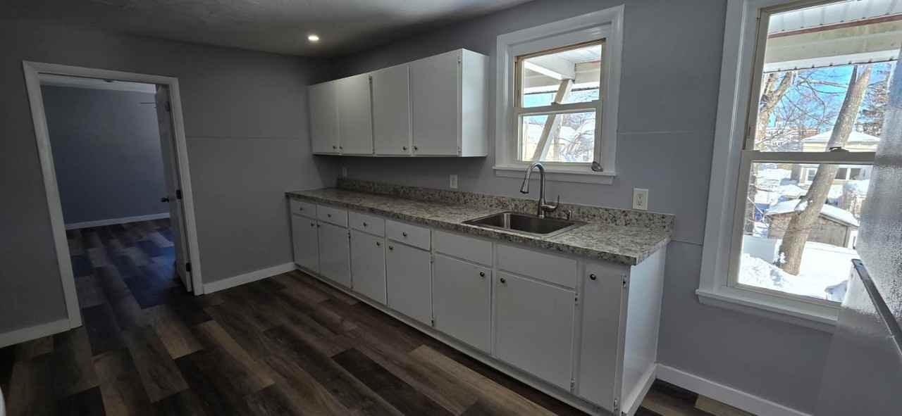 29 Pleasant Pl - Photo 4 of 11