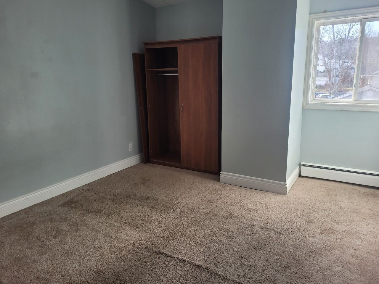 85 Sackville Cross Rd #1 - Photo 3 of 16