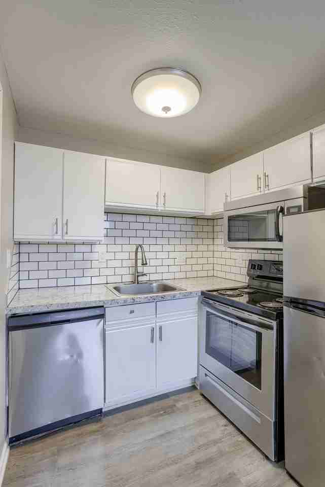 210 South 24th Street - Photo 2 of 50