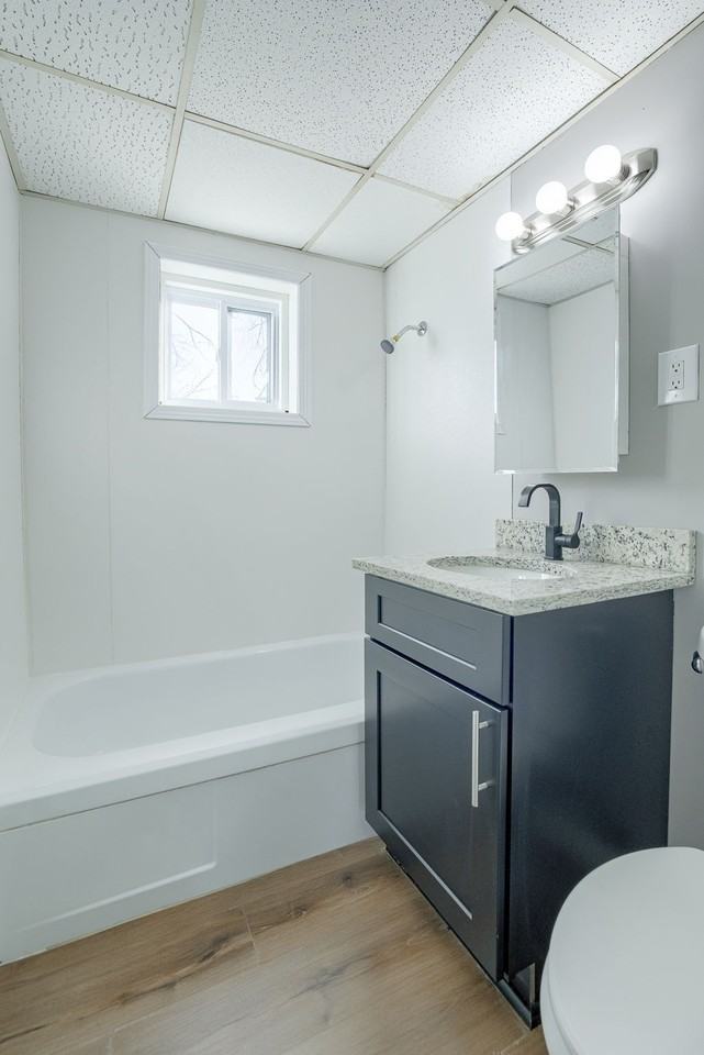 1015 NORTH 47TH AVENUE - Photo 7 of 10