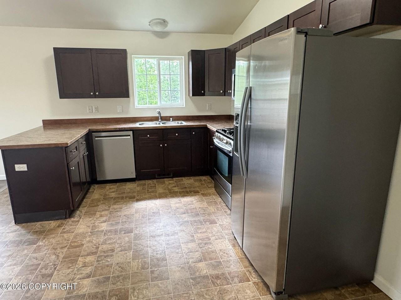 3636 S Heartwood Cir - Photo 3 of 16