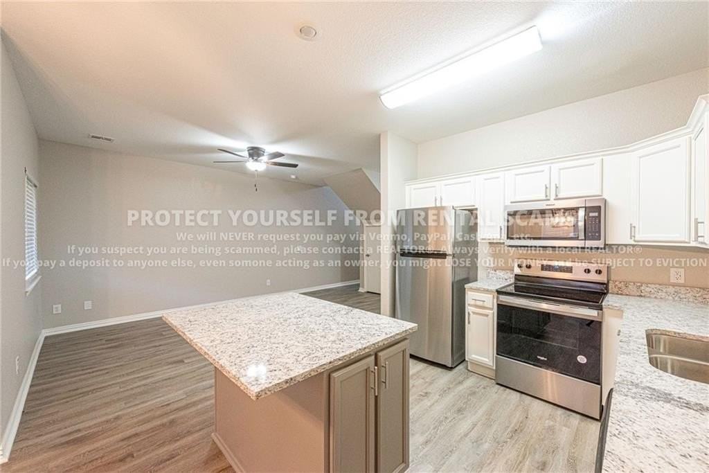 758 W Breeze Cv - Photo 7 of 17