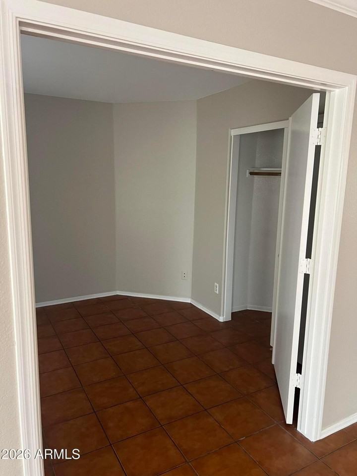 8133 W Magnolia St - Photo 7 of 8