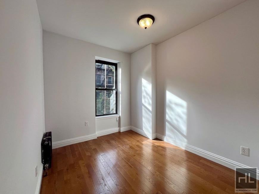 14 Saint Andrews Pl - Photo 4 of 10