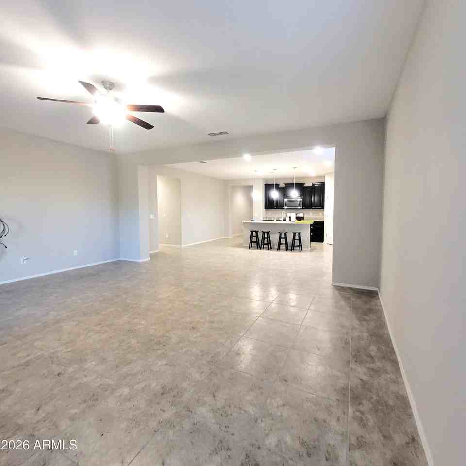 25925 W Tonto Ln - Photo 6 of 22