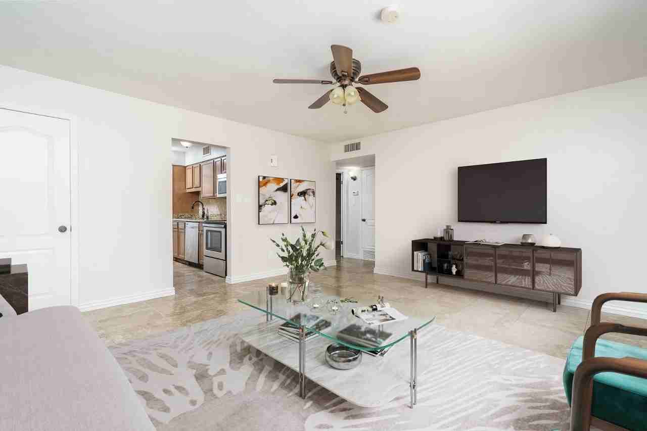 7802 E Heatherbrae Ave Apt 3 - Photo 3 of 14