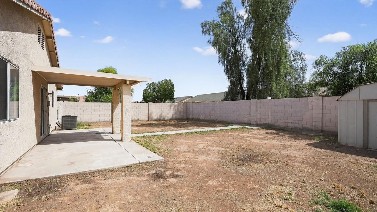 7395 W San Miguel Ave - Photo 3 of 16