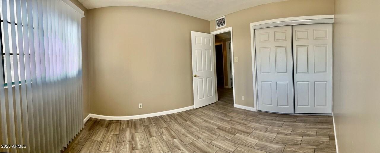 8638 N 8th St - Photo 6 of 12