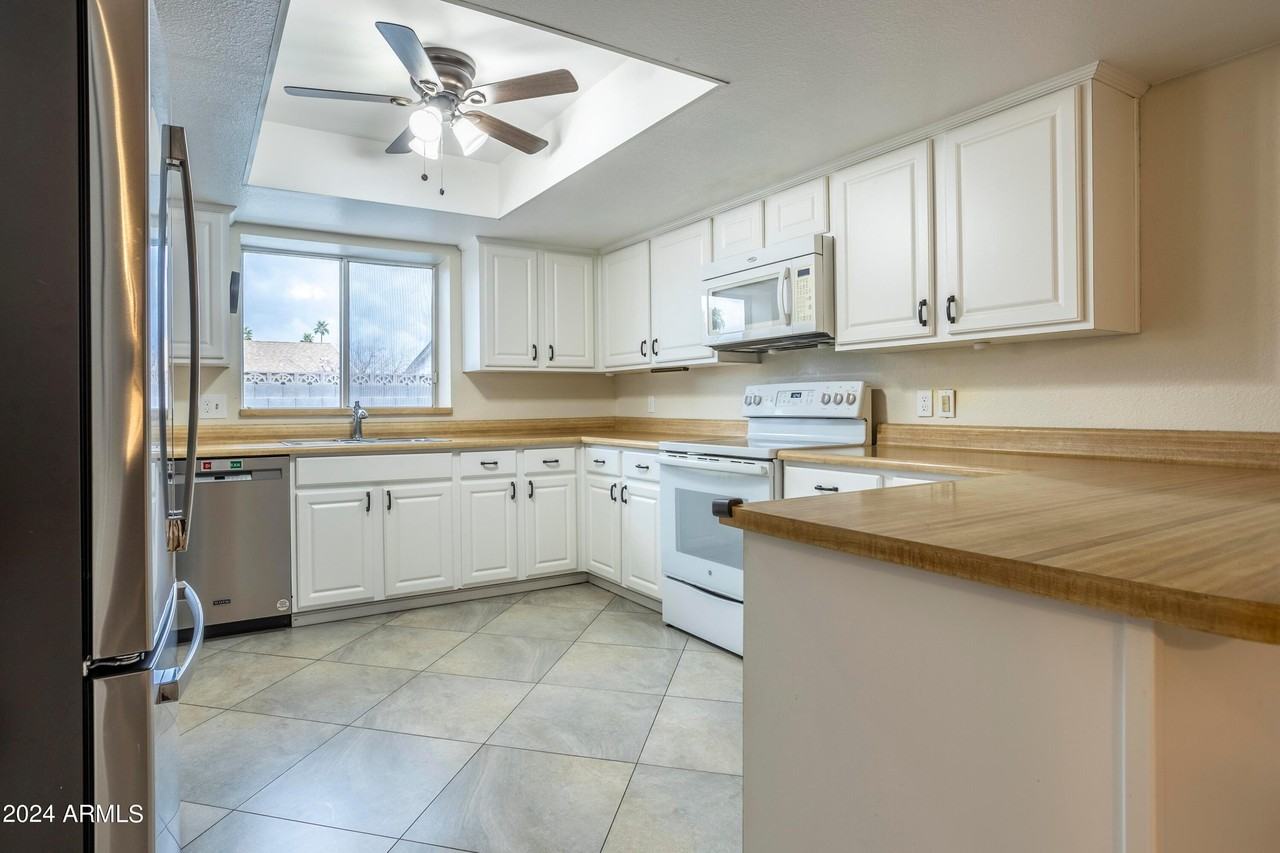 302 W Shawnee Dr - Photo 7 of 23