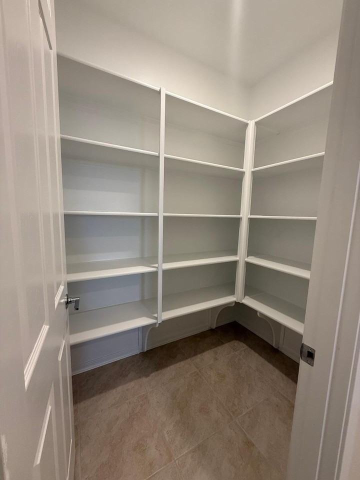 24245 W Raymond St - Photo 4 of 20