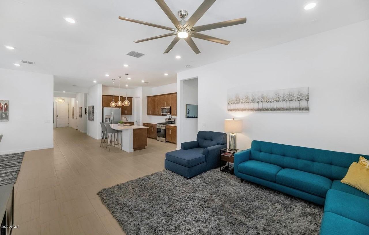 16979 W Alameda Rd - Photo 5 of 26