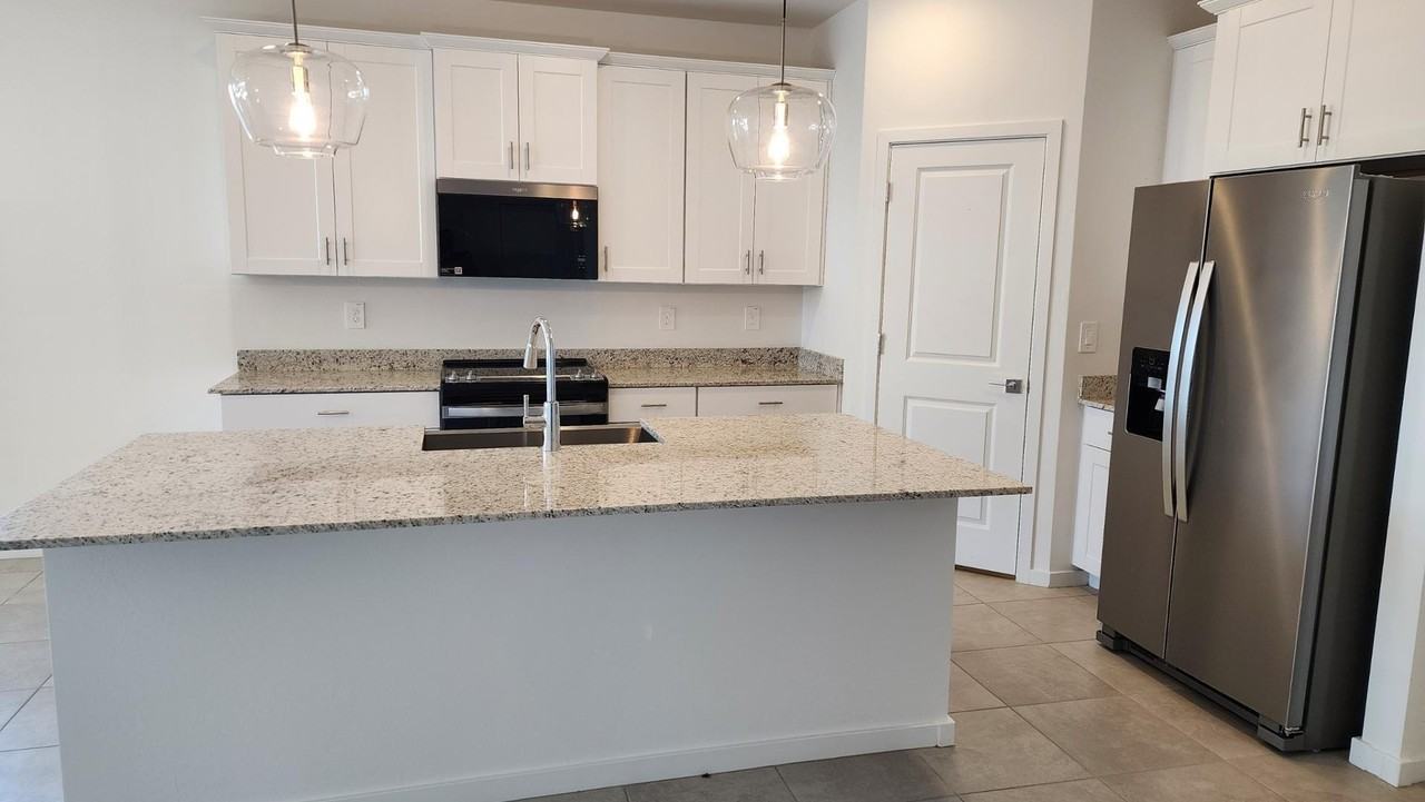 7615 E Cozy Cottage Ln - Photo 2 of 35