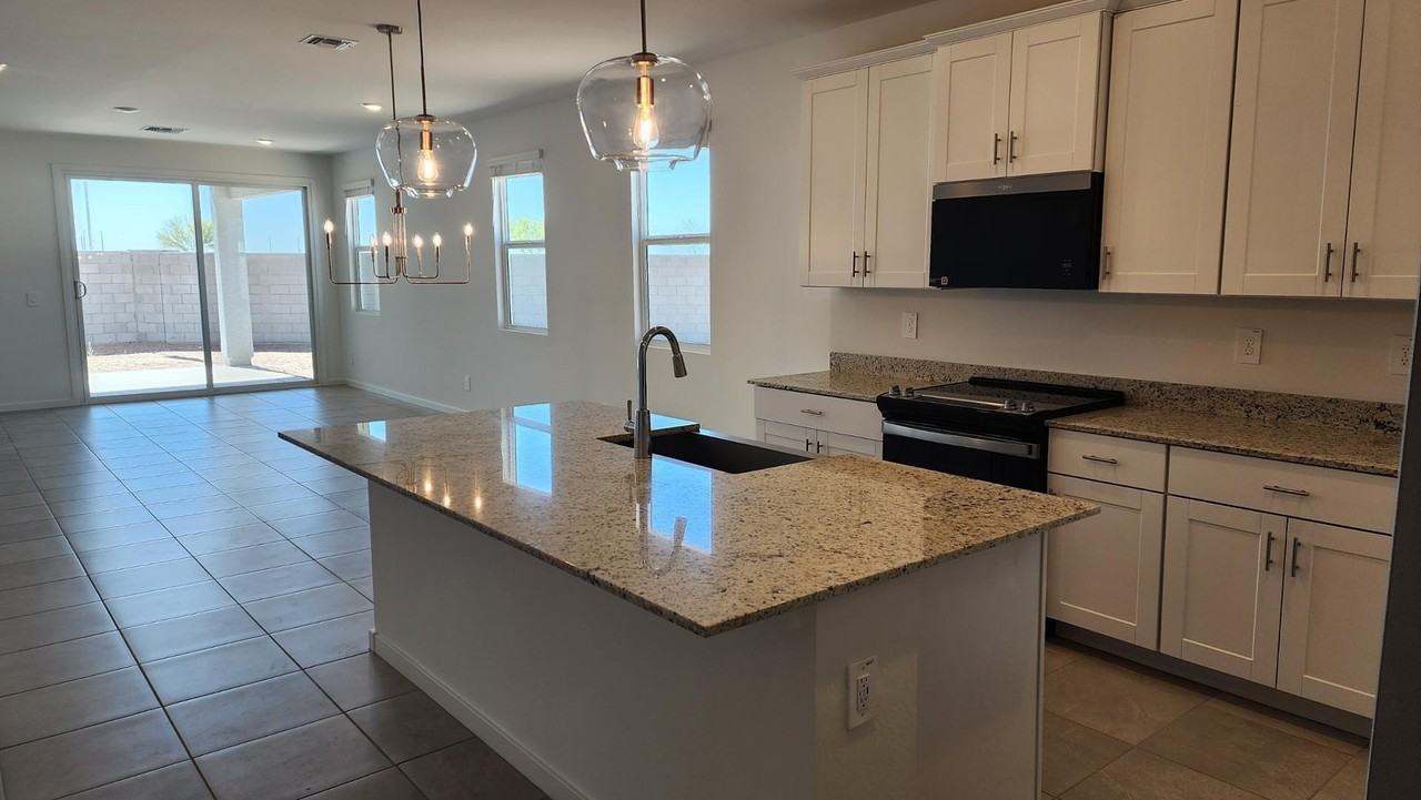 7615 E Cozy Cottage Ln - Photo 4 of 35