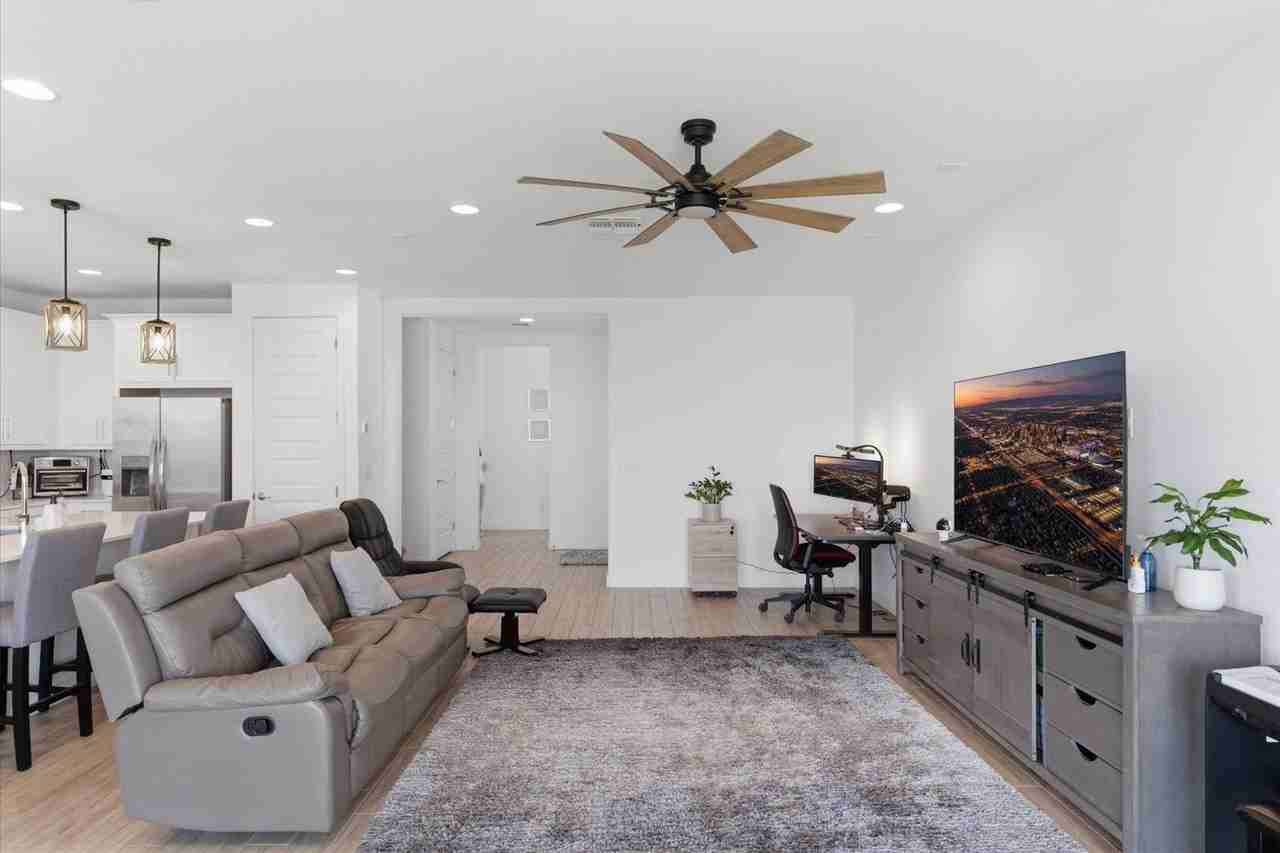 5935 S Coyote Cyn - Photo 2 of 44