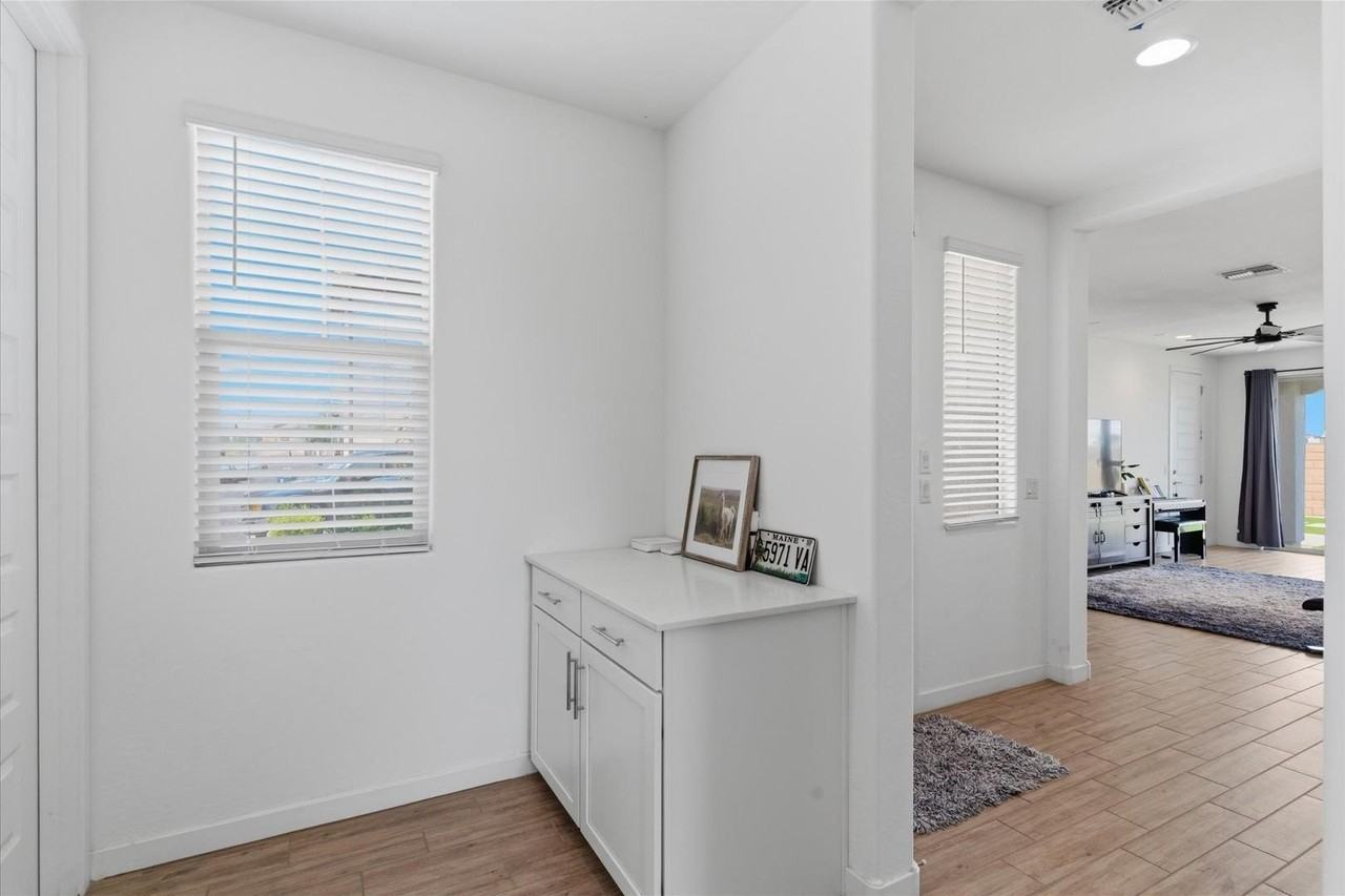 5935 S Coyote Cyn - Photo 5 of 44