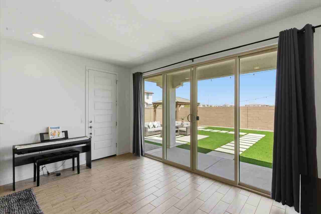 5935 S Coyote Cyn - Photo 6 of 44