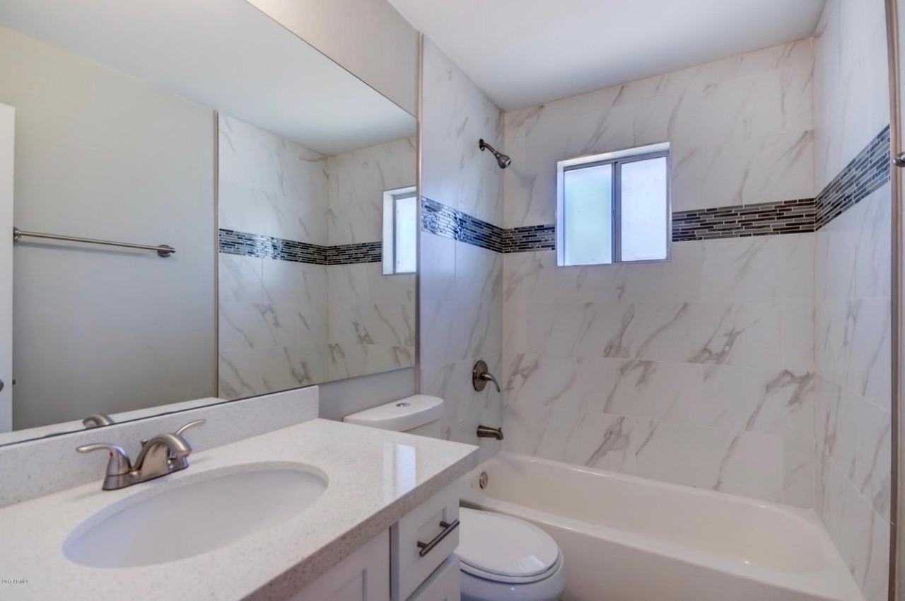 1424 W 6th Pl - Photo 3 of 15