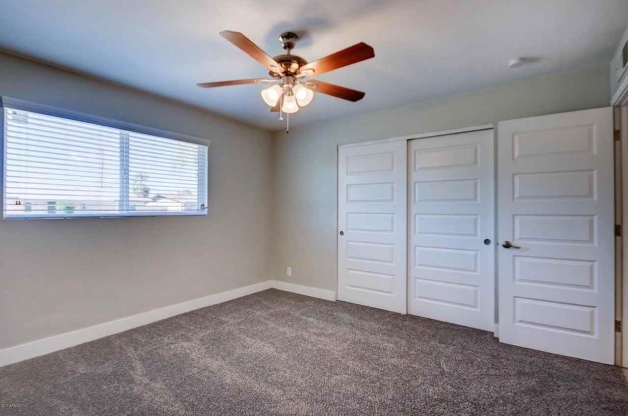 1424 W 6th Pl - Photo 4 of 15