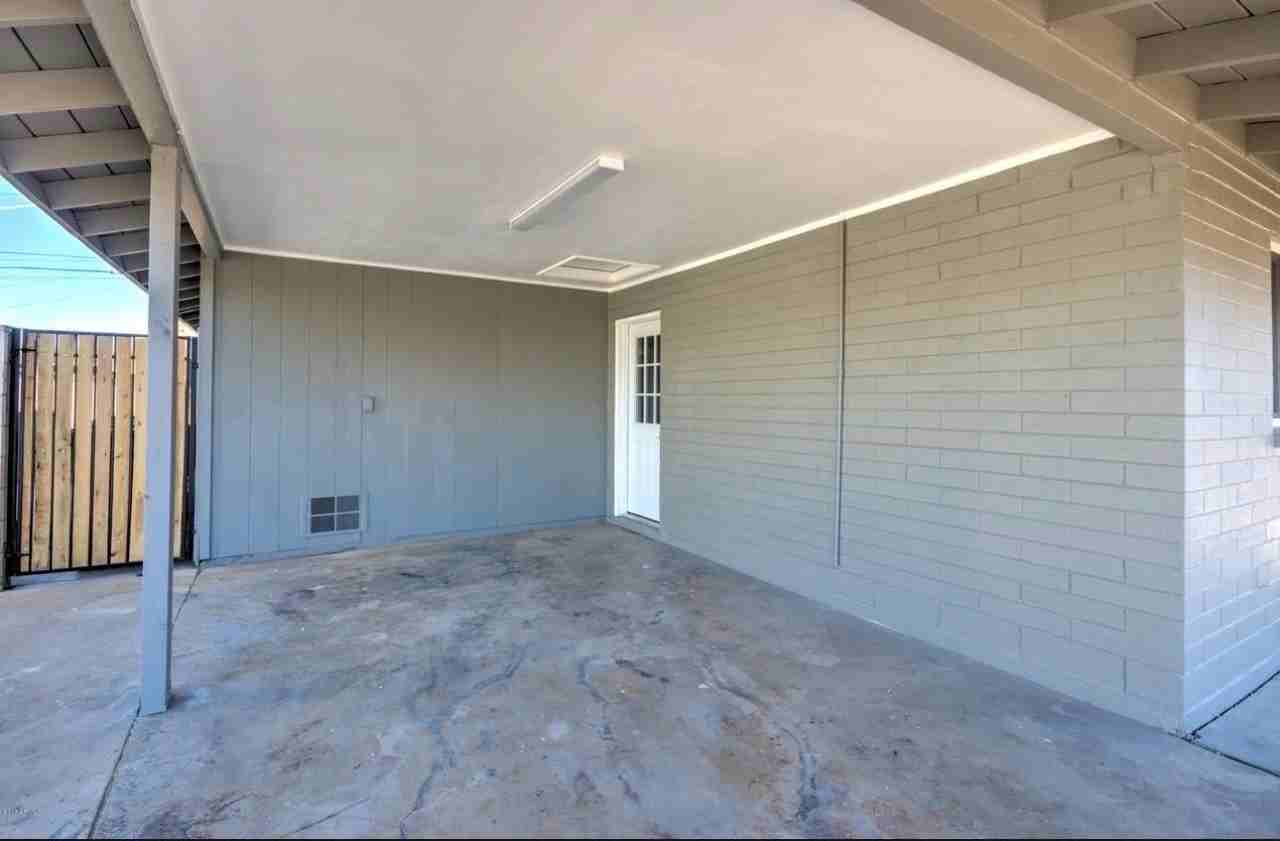 1424 W 6th Pl - Photo 6 of 15