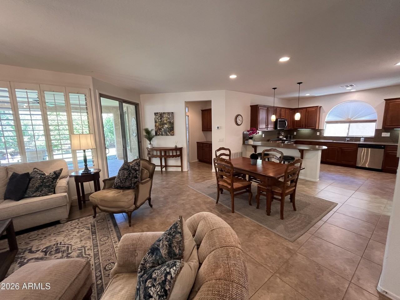 4502 E Narrowleaf Dr - Photo 3 of 48