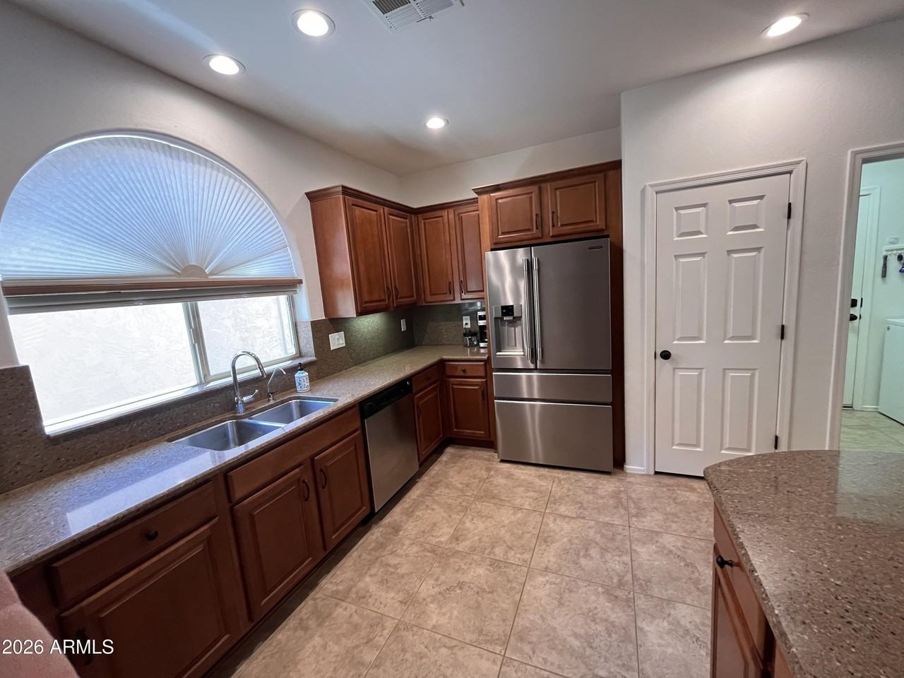 4502 E Narrowleaf Dr - Photo 6 of 48