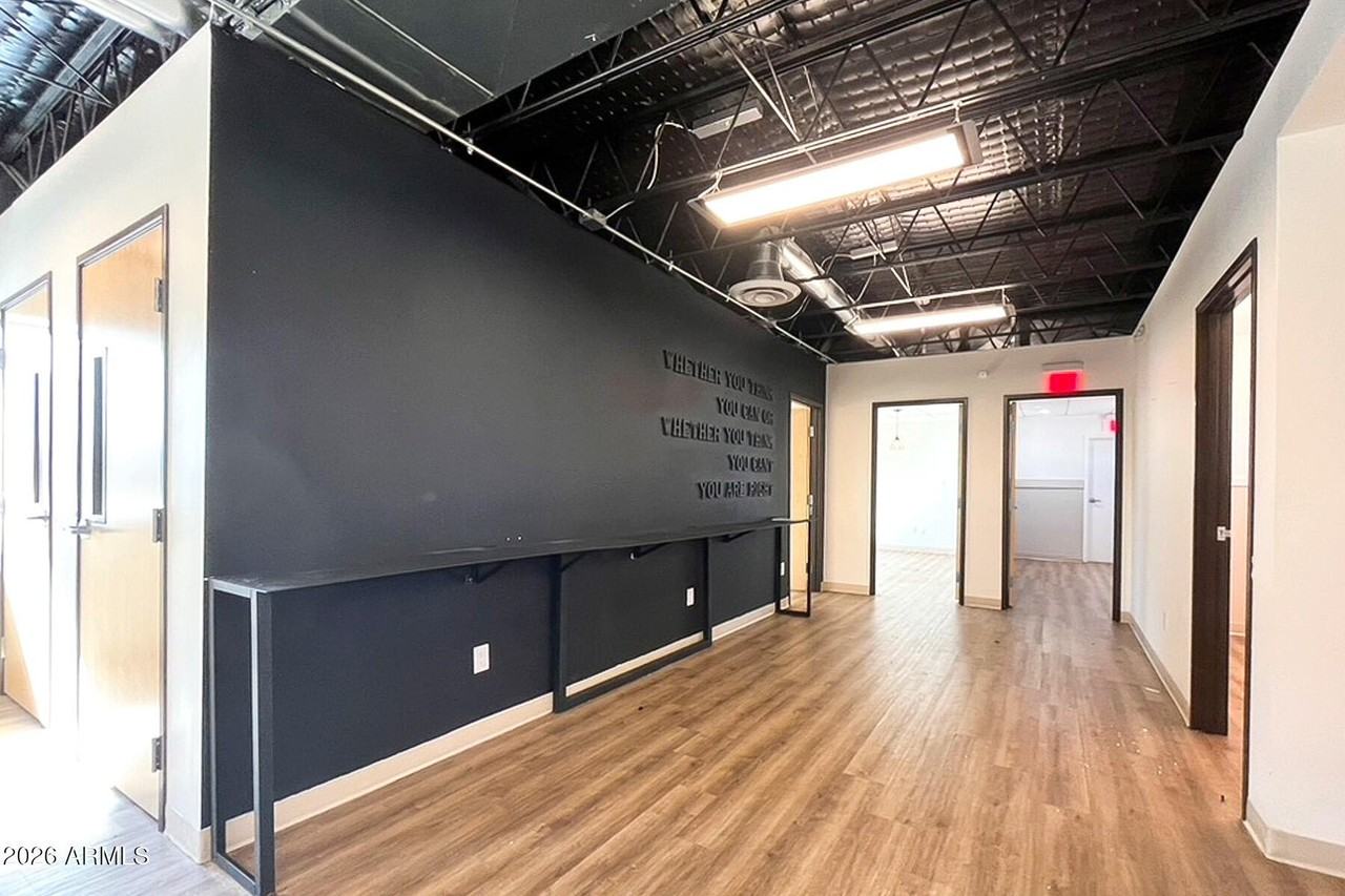 1805 W Van Buren St Unit 200 - Photo 2 of 11