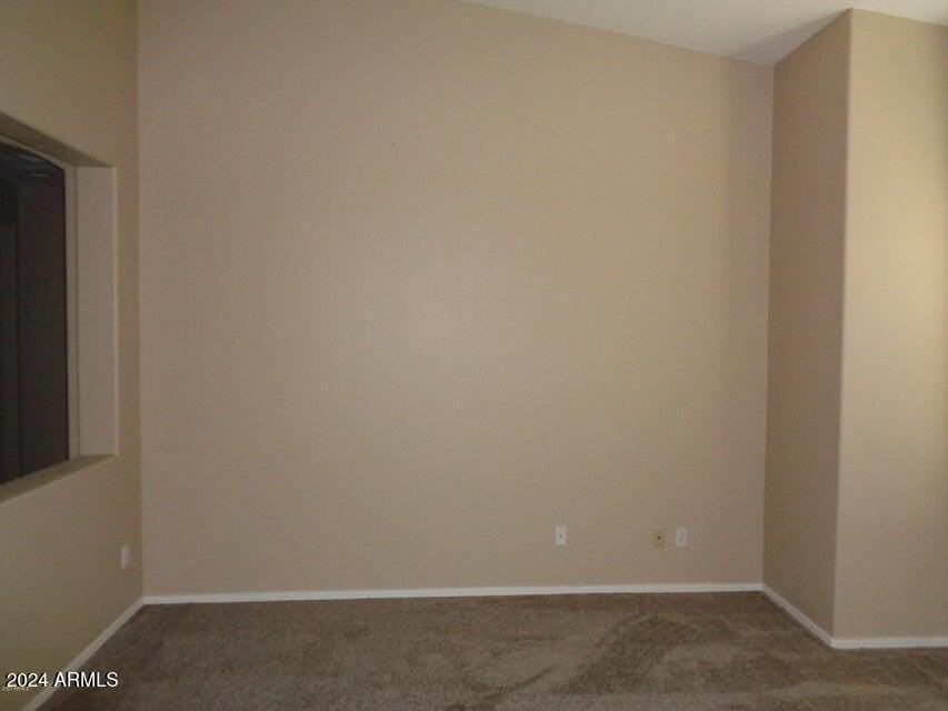 22641 N Gibson Dr - Photo 5 of 14