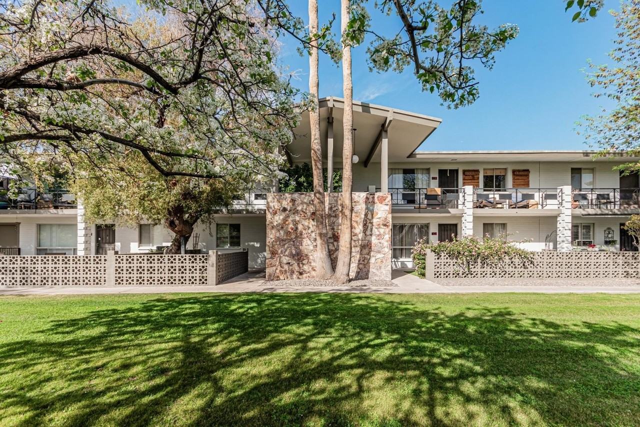 5226 N 20th St Unit C5 - Photo 4 of 27