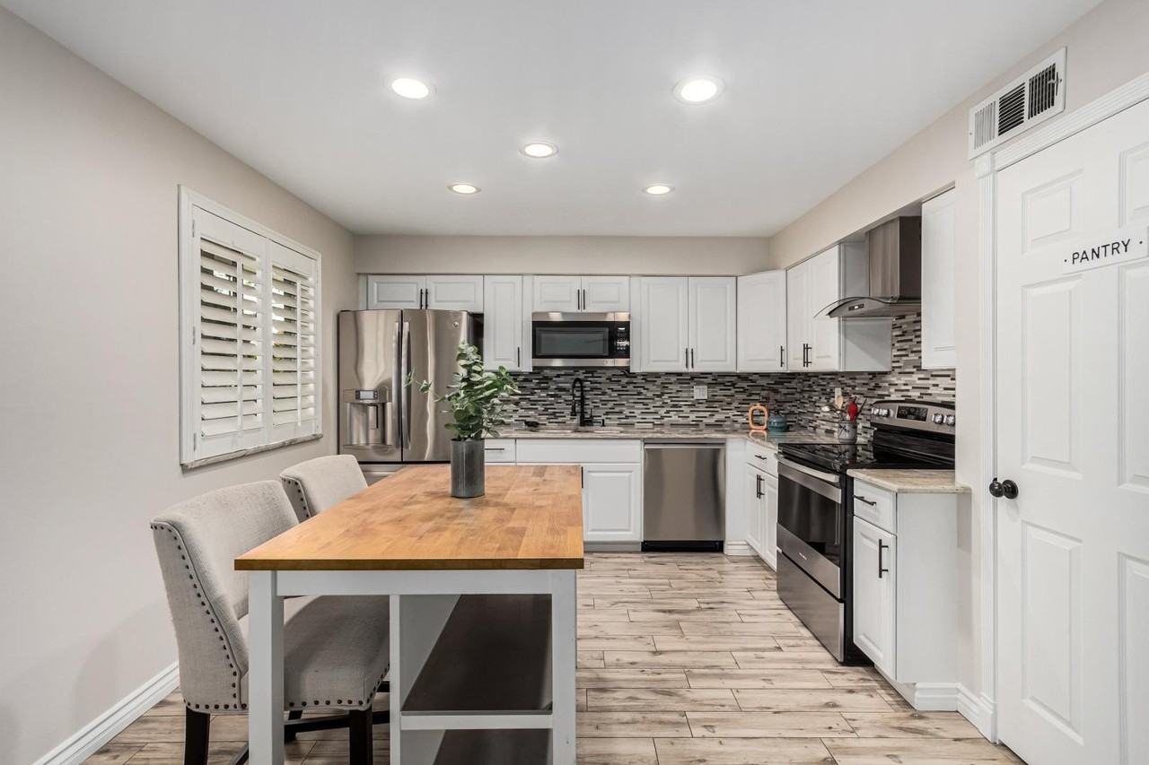 5226 N 20th St Unit C5 - Photo 5 of 27