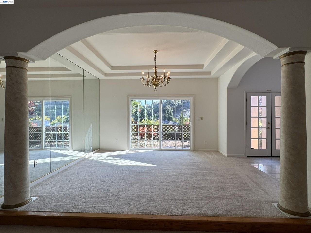 1295 Whispering Oaks Pl - Photo 6 of 22