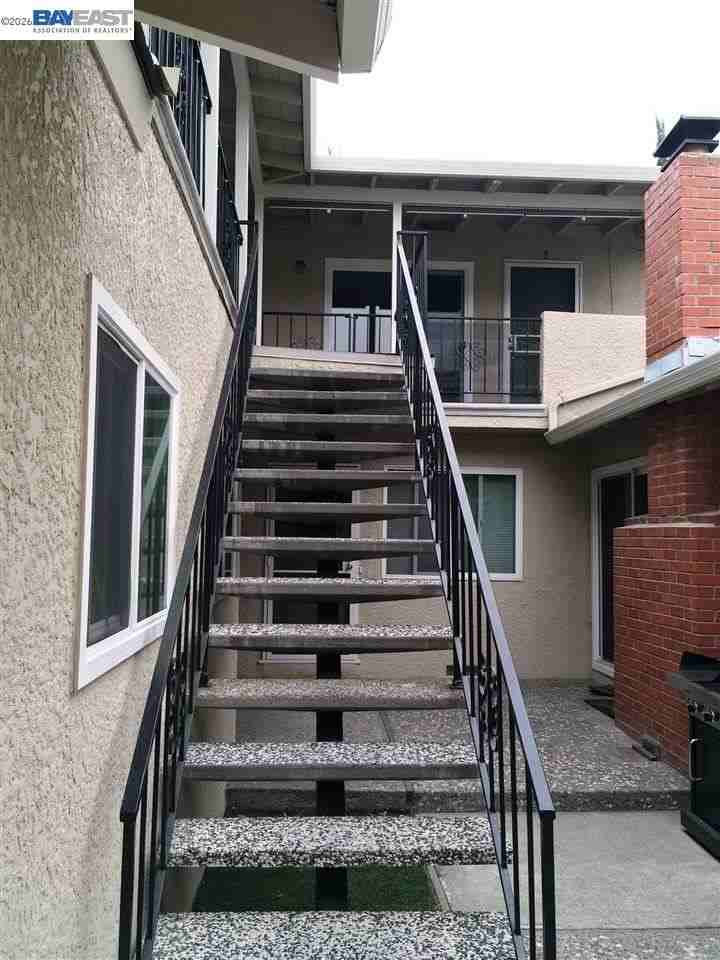 1581 Mendenhall Dr - Photo 2 of 11