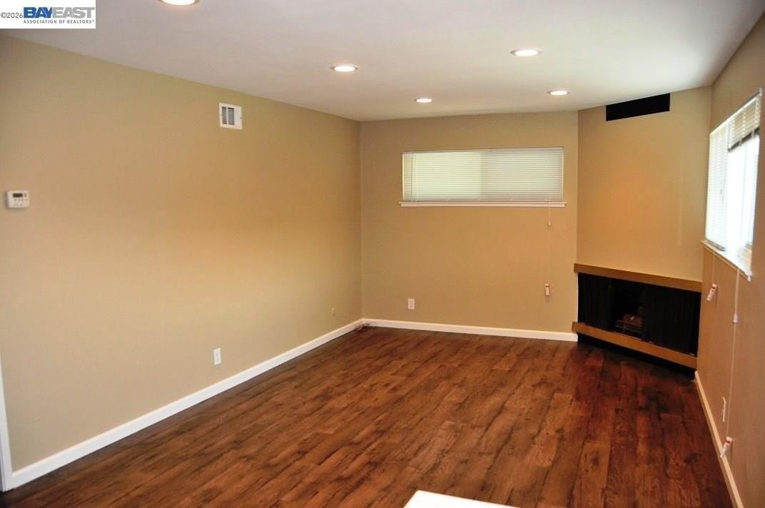 1581 Mendenhall Dr - Photo 4 of 11