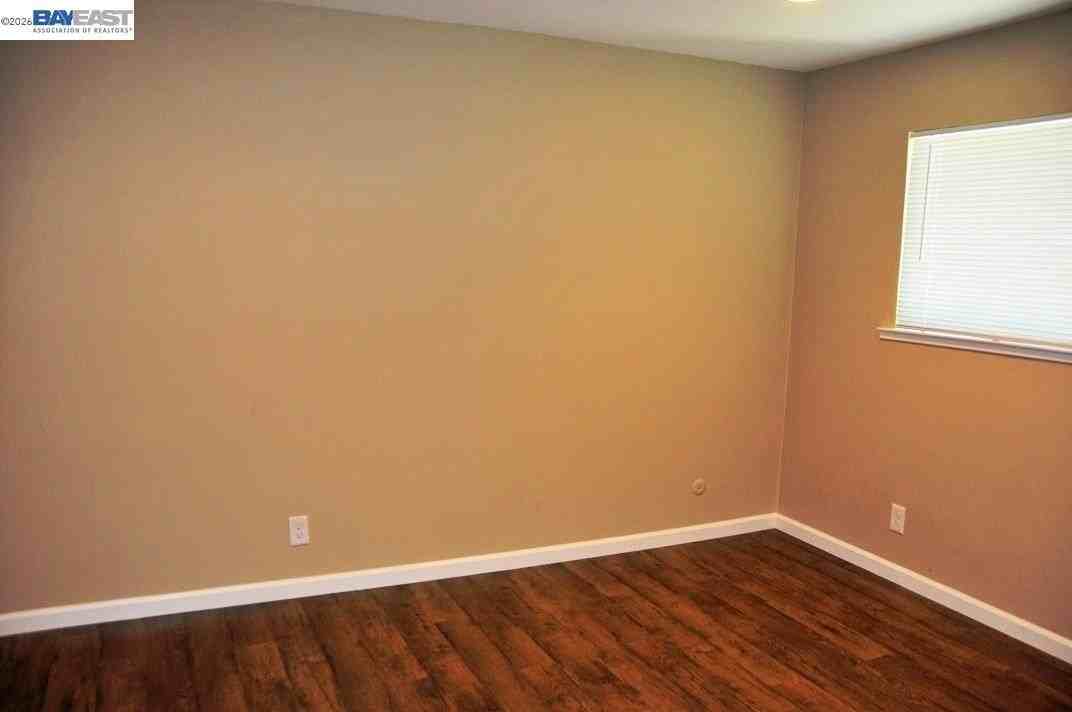 1581 Mendenhall Dr - Photo 6 of 11