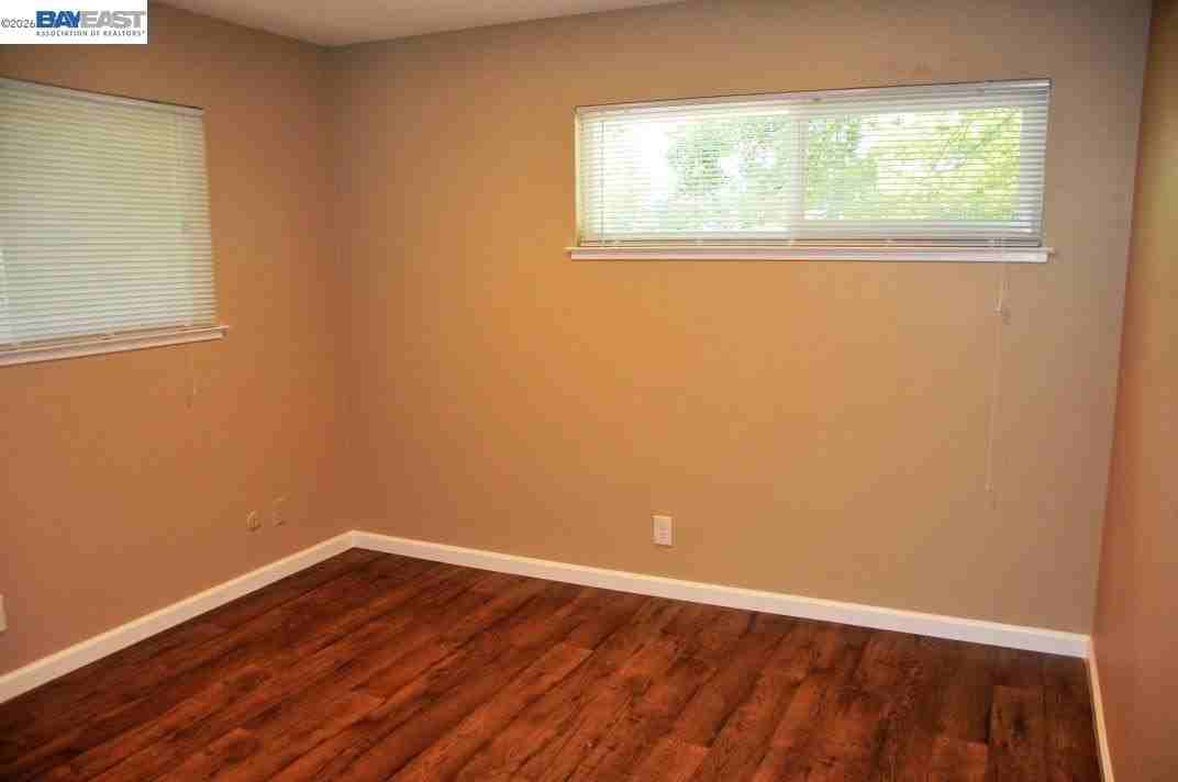 1581 Mendenhall Dr - Photo 7 of 11