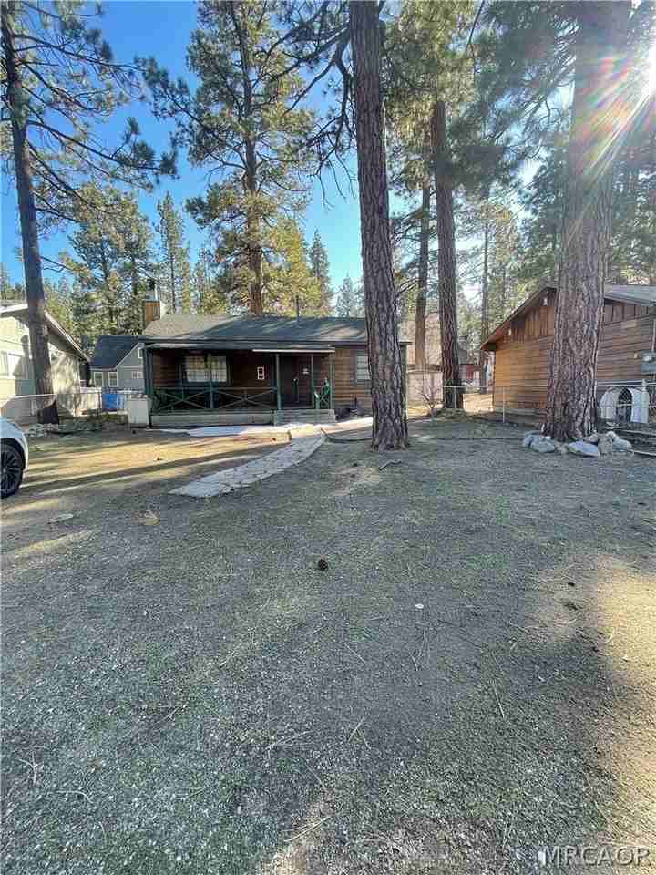 624 E Big Bear Blvd - Photo 3 of 11