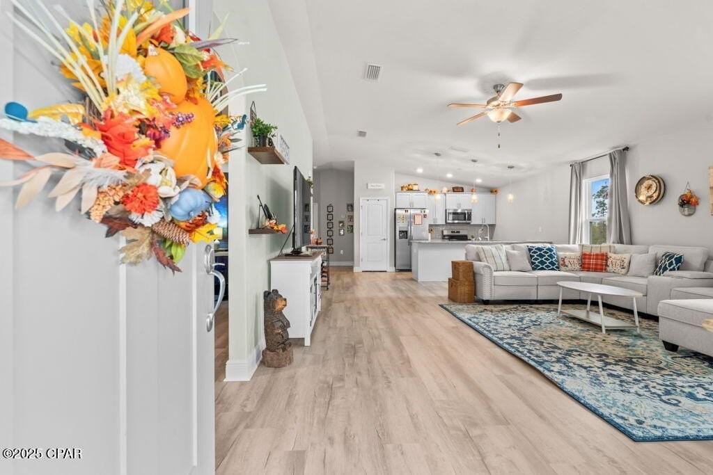 11434 Palm Breeze St - Photo 6 of 30