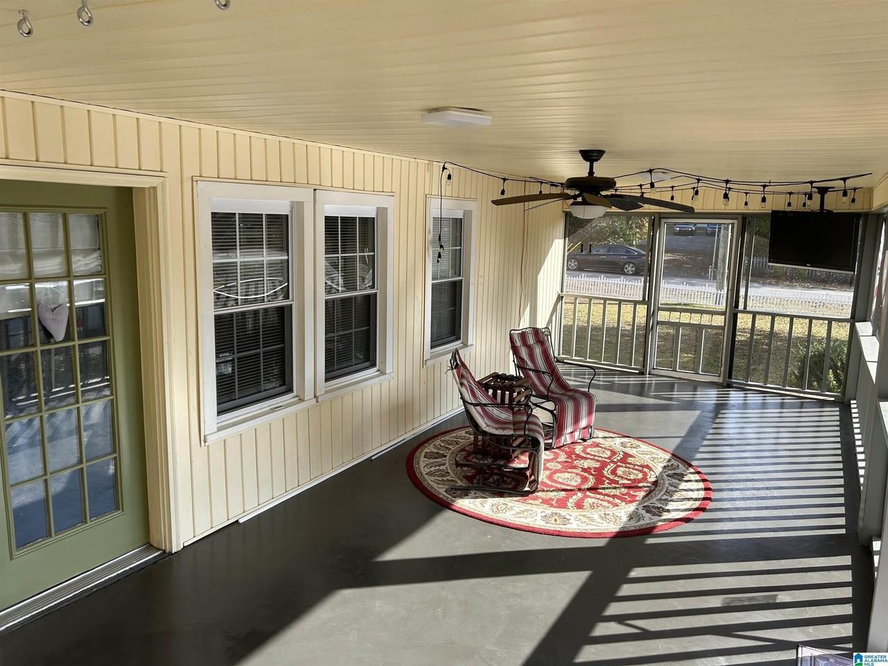 2919 University Blvd E - Photo 4 of 33