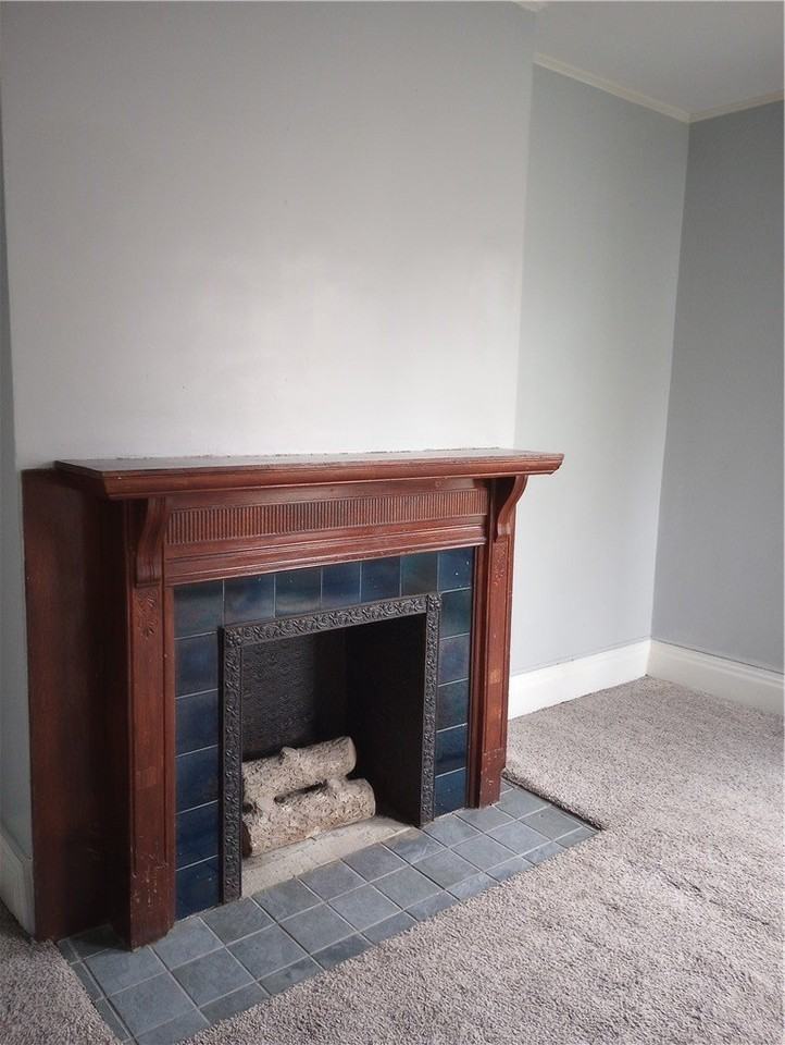 364 W Gray St - Photo 4 of 16