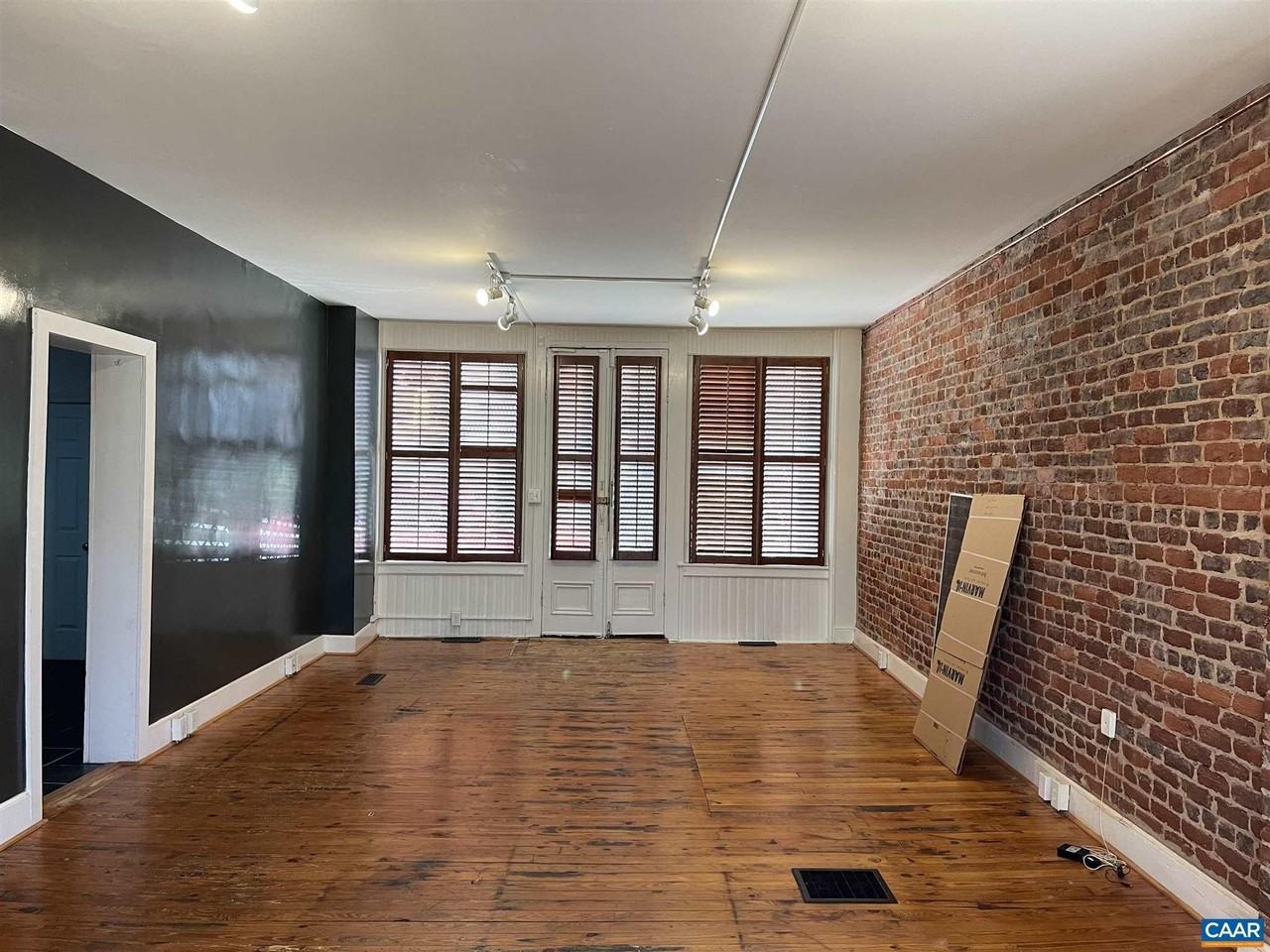 311 5th St Ne - Photo 5 of 30