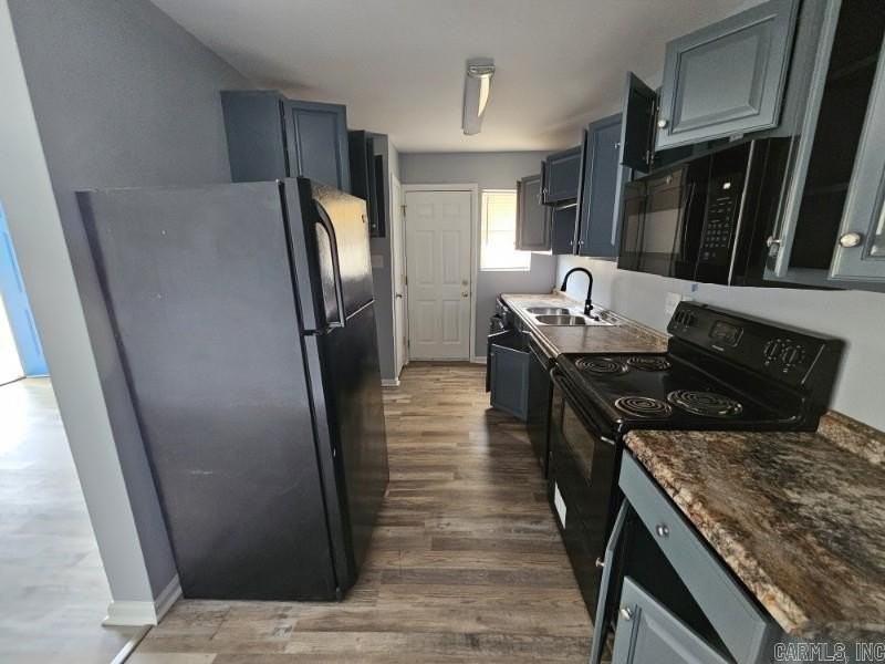 308 N Oak St - Photo 6 of 14