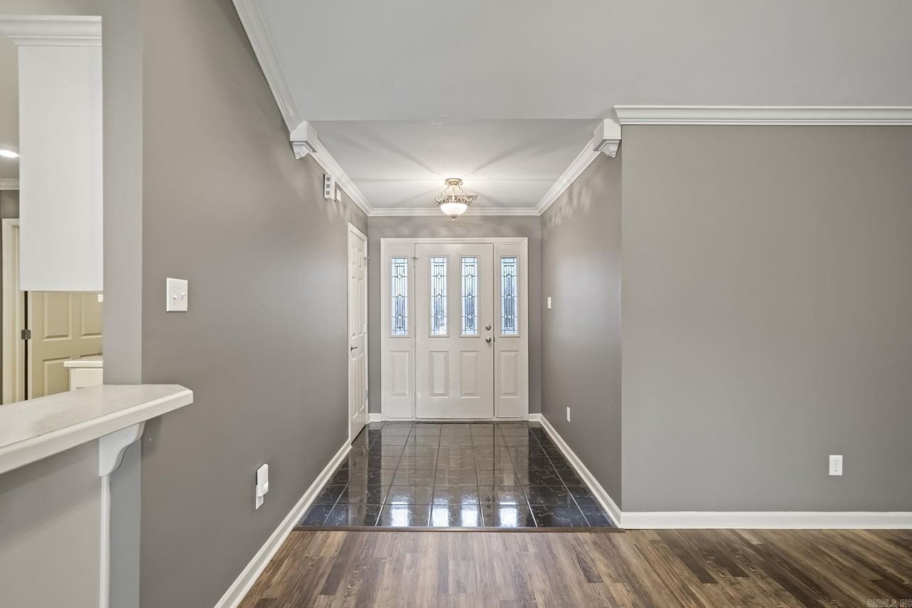 15 Ashlee Dr - Photo 2 of 18