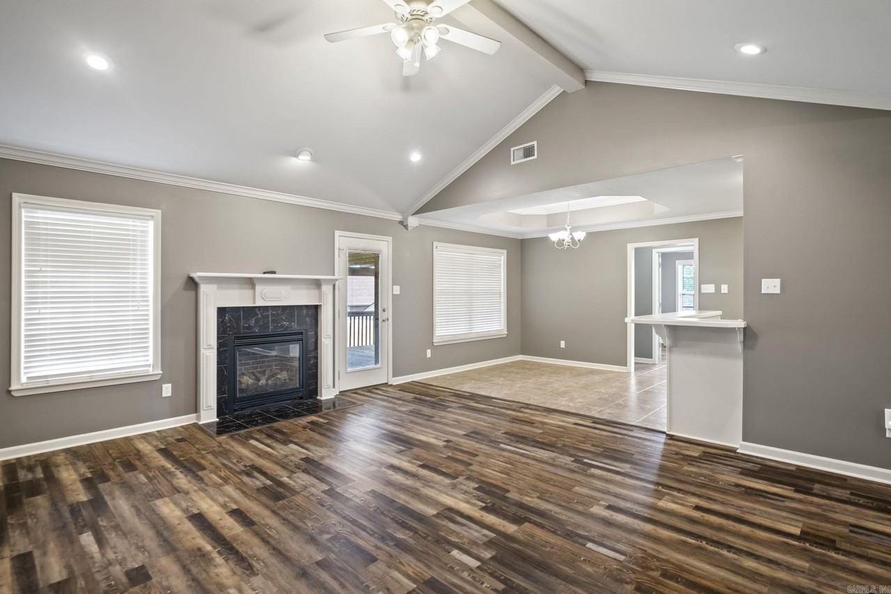 15 Ashlee Dr - Photo 4 of 18