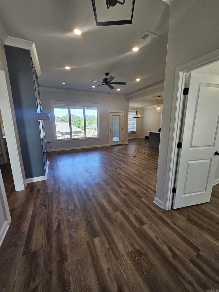41 Ava Ln - Photo 2 of 34