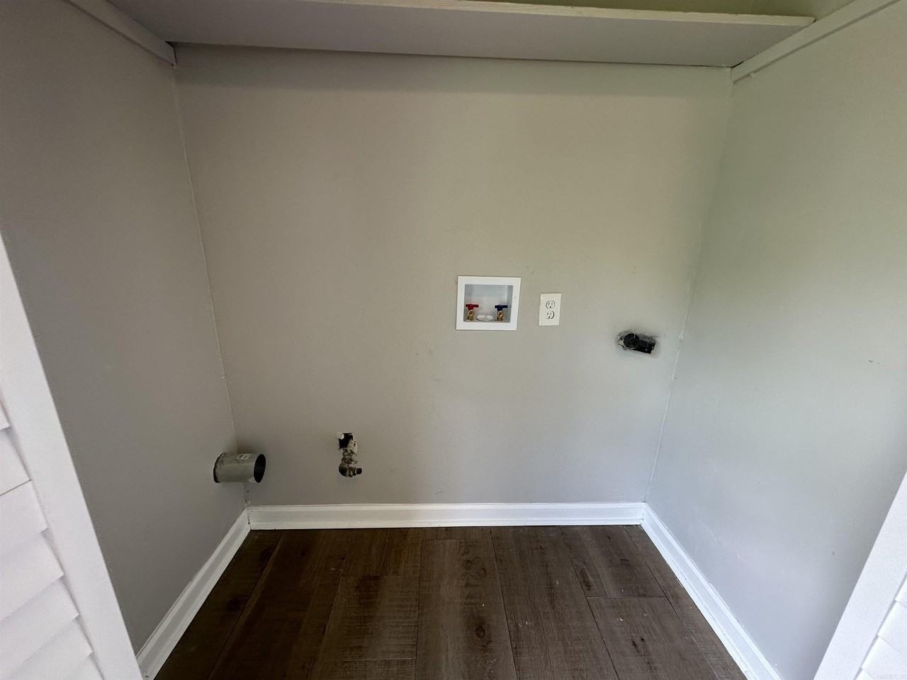 9220 Ricky Ln - Photo 5 of 15