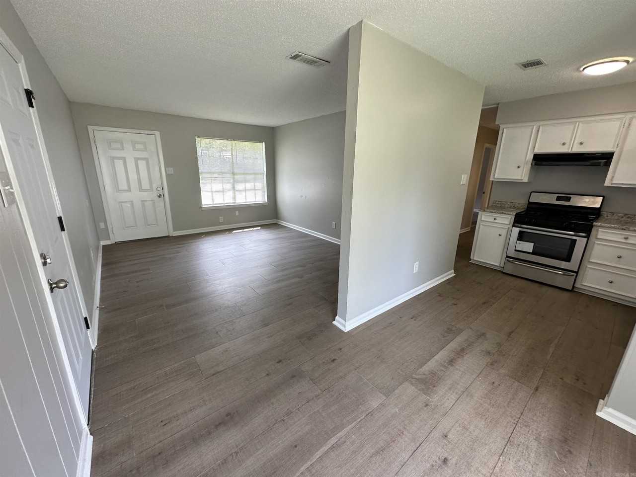 9220 Ricky Ln - Photo 6 of 15