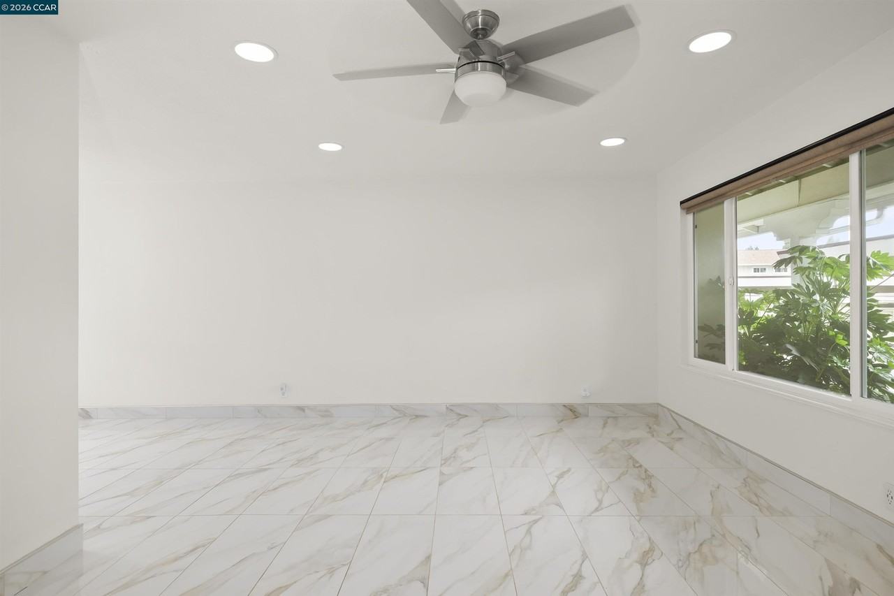 560 La Copita Ct - Photo 7 of 31