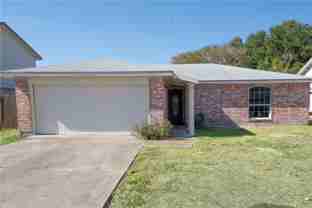 3721 N Creek Cir - Photo 1 of 1