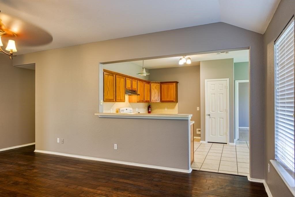 1113 La Mirada - Photo 4 of 29