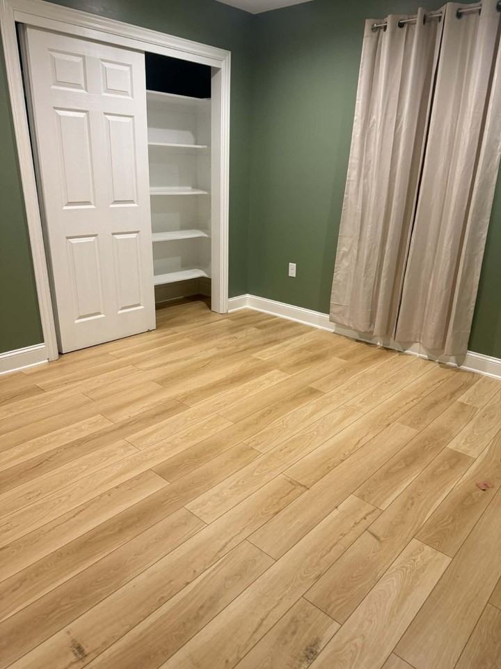 524 S Oakley Ave - Photo 5 of 7